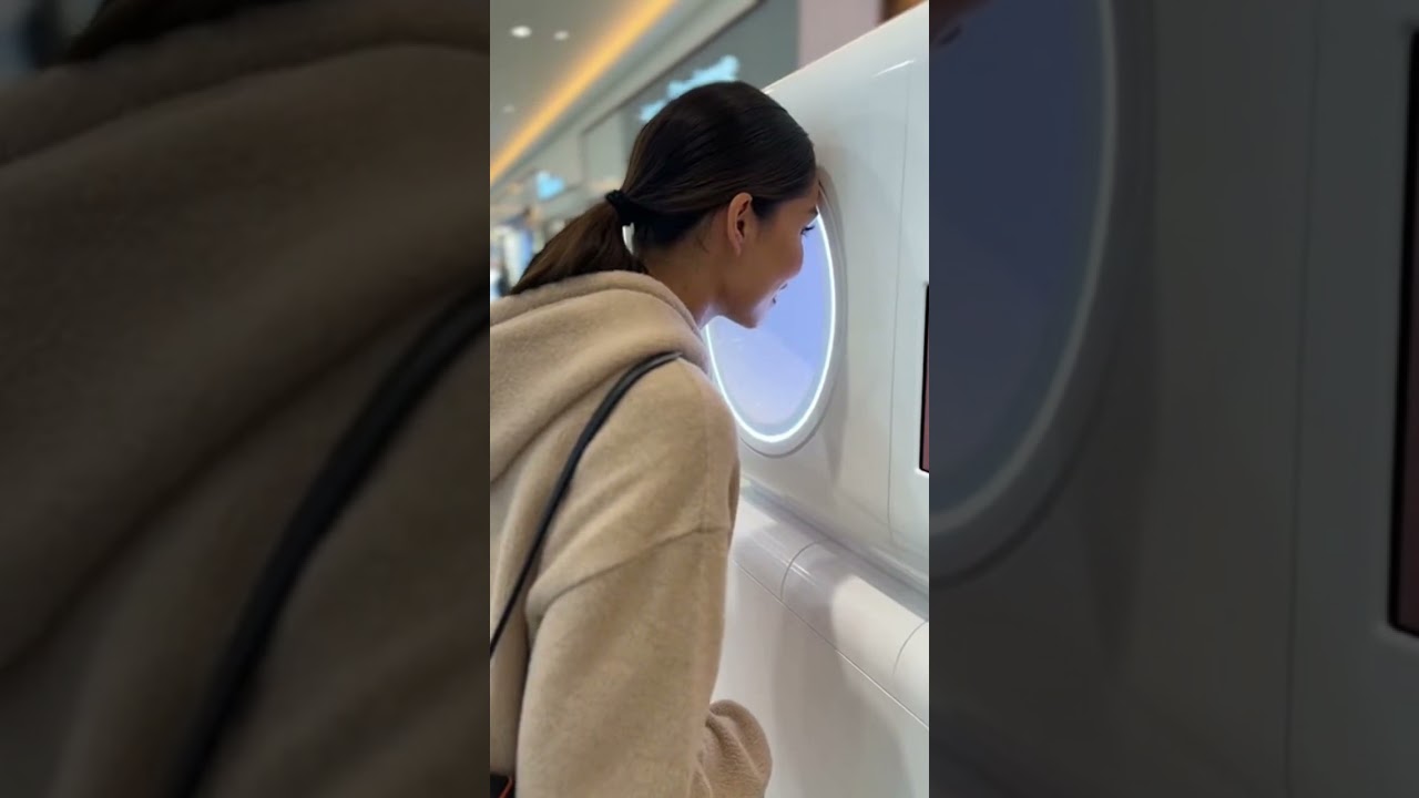 Dubai’s Newest AI Makeup Pod Will Shock You 😲 See the Magic Live 