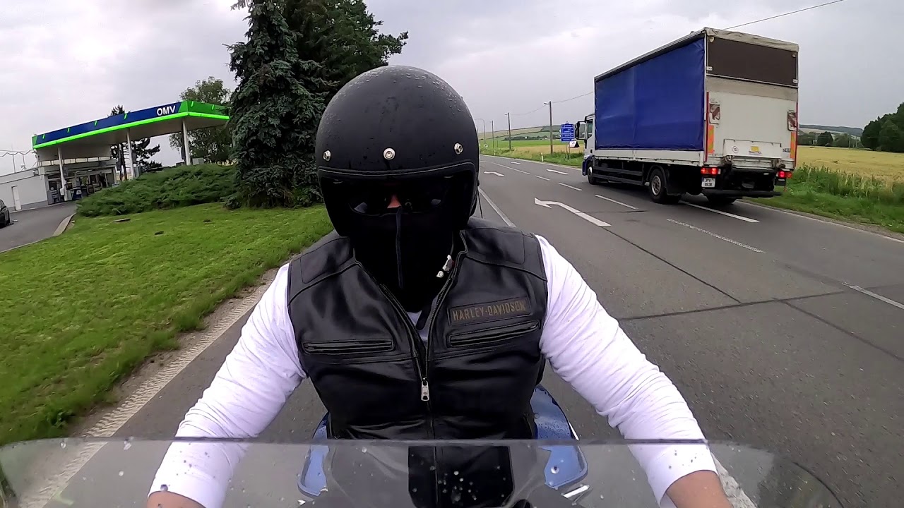 za deště domů HarleyDavidson Passing Link Leather Vest 9810916VM