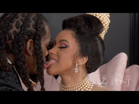 Video: Cardi B Berpose Telanjang Dan Hamil