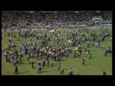 England 1-2 Scotland, International 1977 (Wembley pitch invasion)