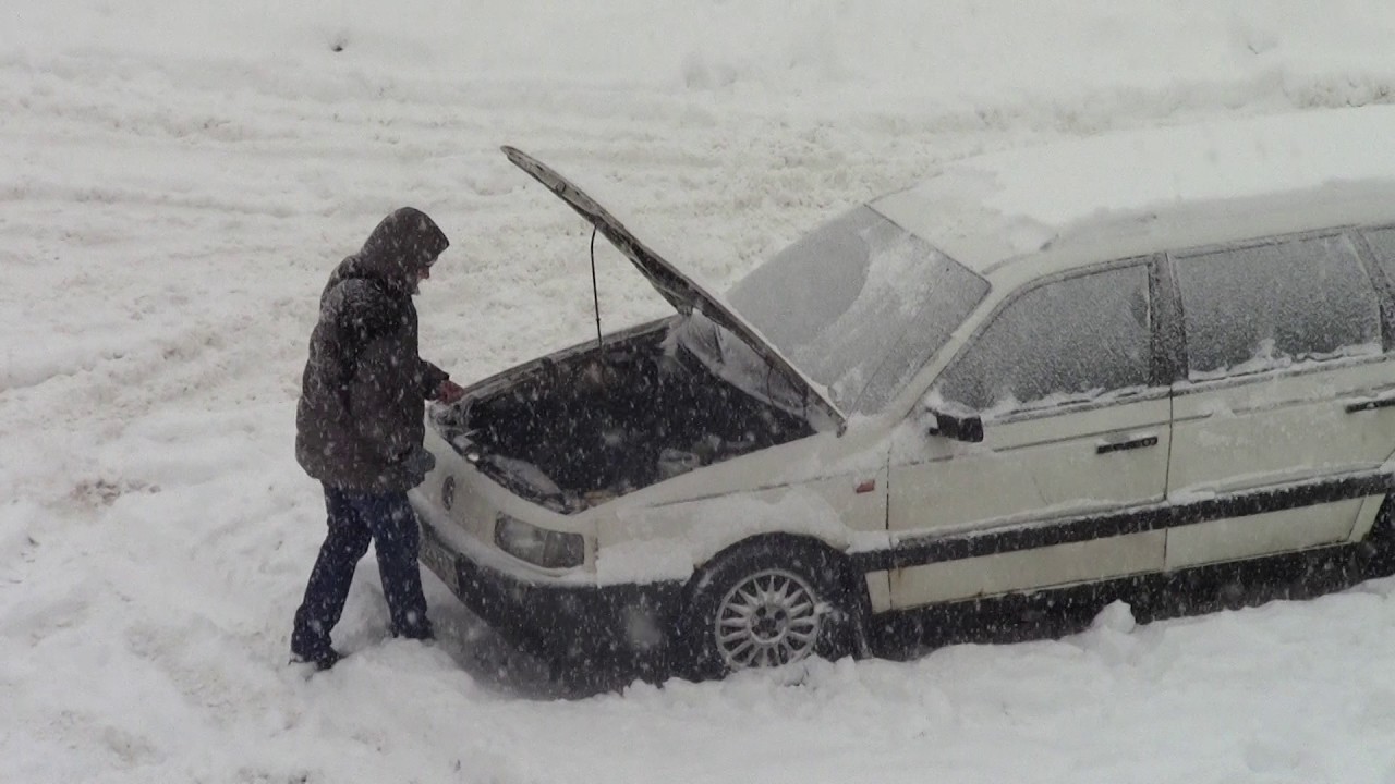 Отогрев двигателя паяльной лампой - YouTube