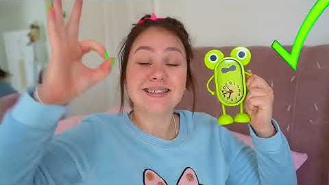 Bonnie helps Ruby be organized for school