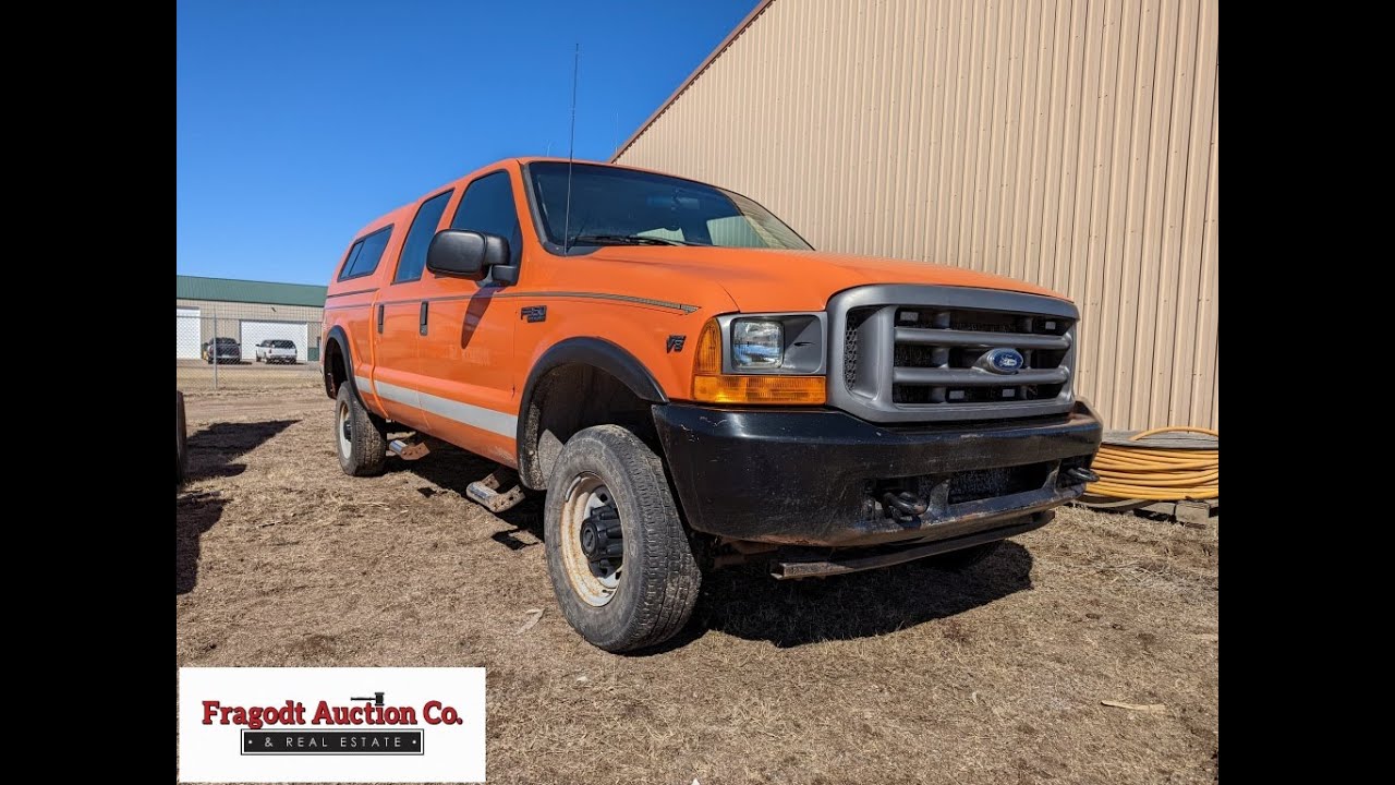 2001 Ford F-350 Crew Cab, 4x4, V8, Automatic Transmission, 197,000