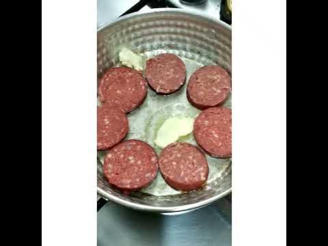 Sucuk tarifi ! Sucuk nasıl yapılır? Sucuklu yumurta - bakır tavada ...