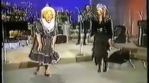 Emmylou Harris and Jackie Christian  Buck Dancing