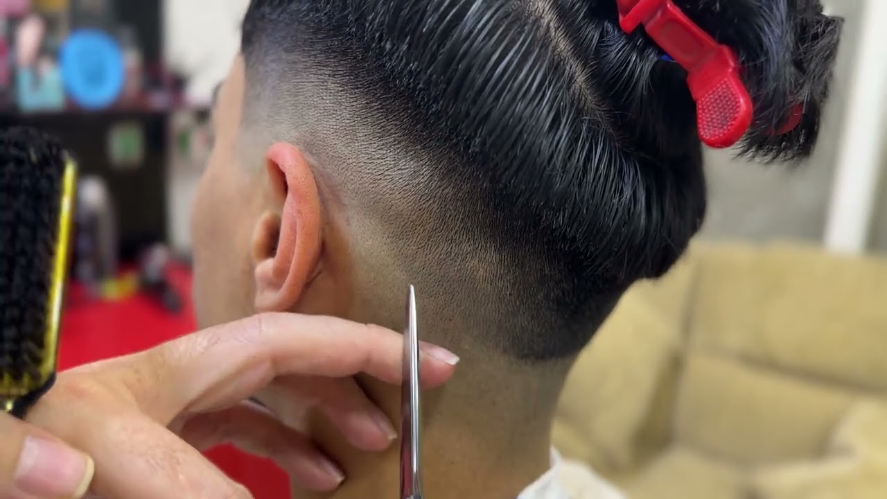 تعليم | فن الحلاقة| تدريج | درس سريع / بالتفصيل كسر الحرف او الخط الصفر 🔥😲اصعب انواع الشعر اسود خشن🤯