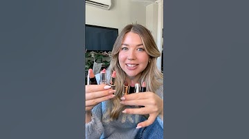 tutorial on how my mom applies her lipsticks 😭