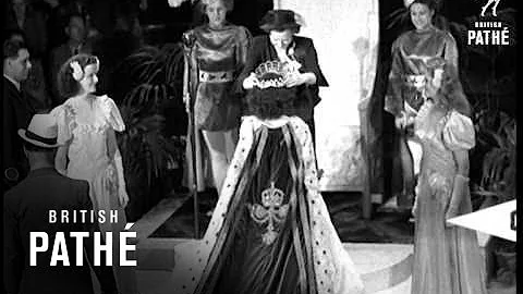 Blackburn Girl Wins Textile Crown (1949)