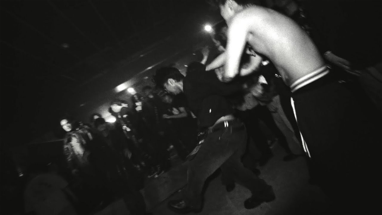 Siapa Tu Siapa  LIVE at KRAPELA