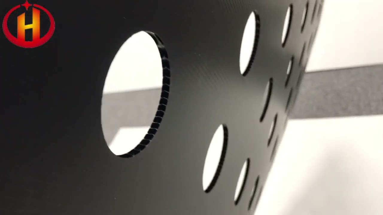 Custom high quality reusable corrugated plastic layer pads