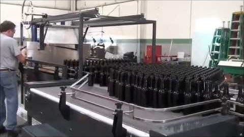 AIS Container Handling Manual Depalletizer with Mass Accumulation Table