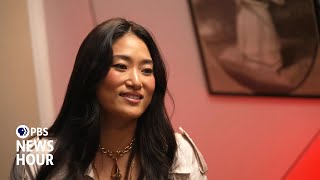 Chloe Flower Fuses Clical And Contemporary Music In A Style Coined Popsical