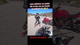 Como vaciar aceite en marcha con una ducati  ducati