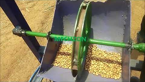 AUTOMATIC SEEDING MACHINE (MECHANICAL PROJECTS)