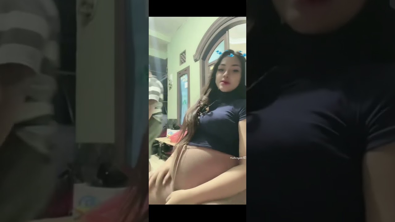 Bumil cantik perutnya besar mantap