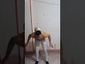 تعليم مهارة تثبيت الكرة على ظهر الرأس
