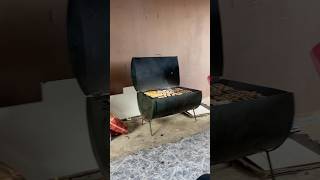 Lobo 🐺 ganha a vida com Churrasco 🍖 em Colombo