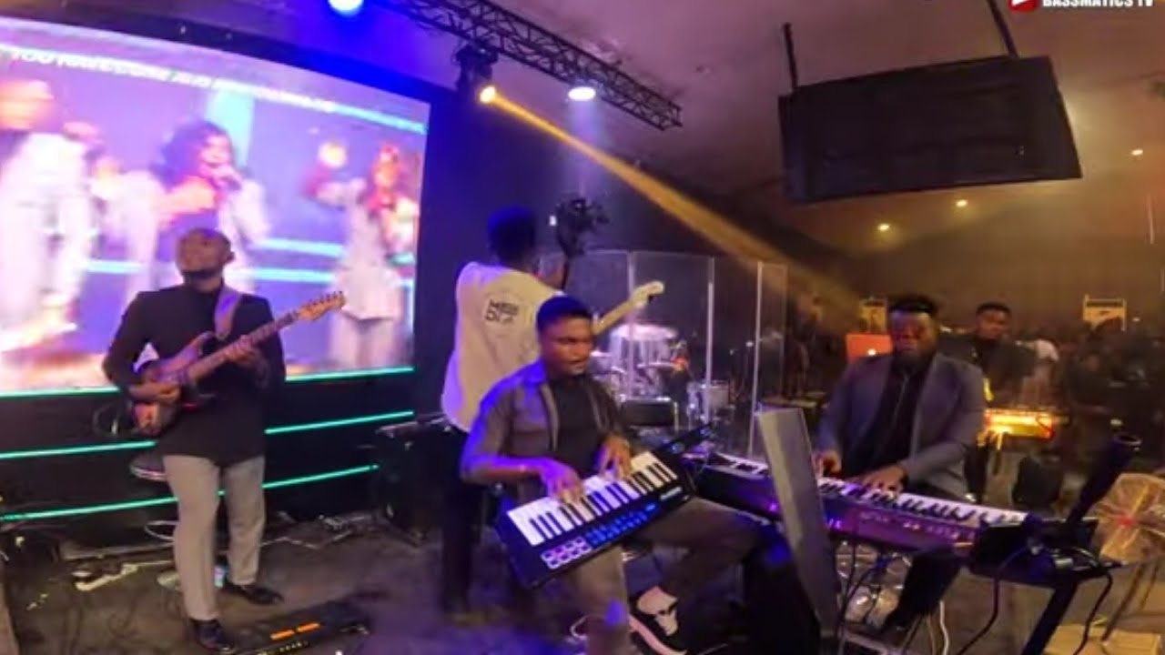 SEE WHAT THE NEW AUX GUY IN THE TEAM DID 🙆 AFRICAN PRAISE MAKOSSA WITH AJL MUSIC & BASSMATICS