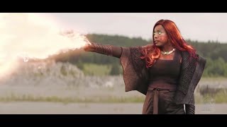 Starfire (Titans S02) scenes