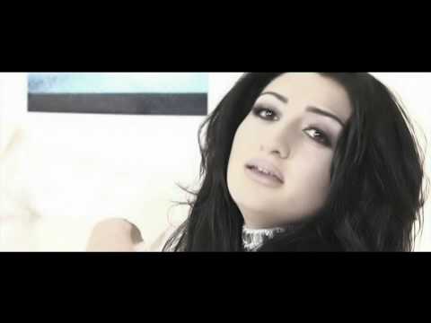 Hripsime Hakobyan & Razmik Amyan - Vonc Patmem Im Sery