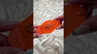 R.e.m Beauty hypernova hotel unlocked keychain in shade ‘sun pop’ #shorts #rembeauty #arianagrande R.e.m Beauty hypernova hotel unlocked keychain in shade ‘sun pop’ #shorts #rembeauty #arianagrande