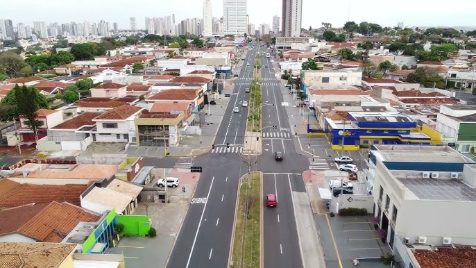 São Paulo, qual é a sua? Rua José Paulino 