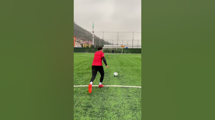 Ölü yaprak mı? Dalan şut mu? #futbol #football