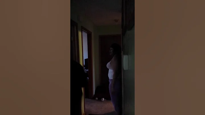 Nephew dunking on auntie coming out the bathroom