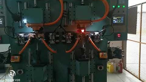 Hydraulic electrical upsetting machine