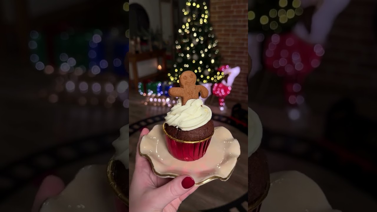 Time for some Christmas magic Christmas Cheer with Magical Cupcakes 