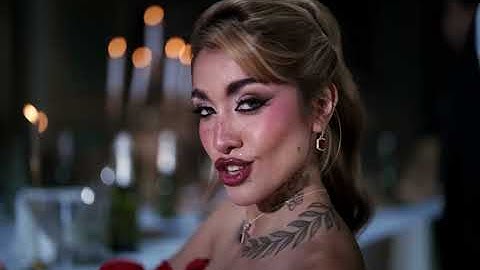 Lola Indigo, Maria Becerra, Villano Antillano - LA REINA (REMIX)