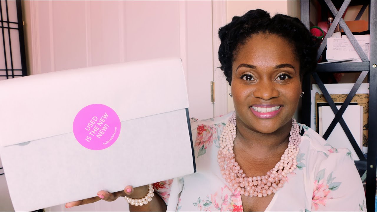 Fashionphile Unboxing! Goodbye Chanel Square Mini! Unboxing My New Chanel Mini & Comparison!