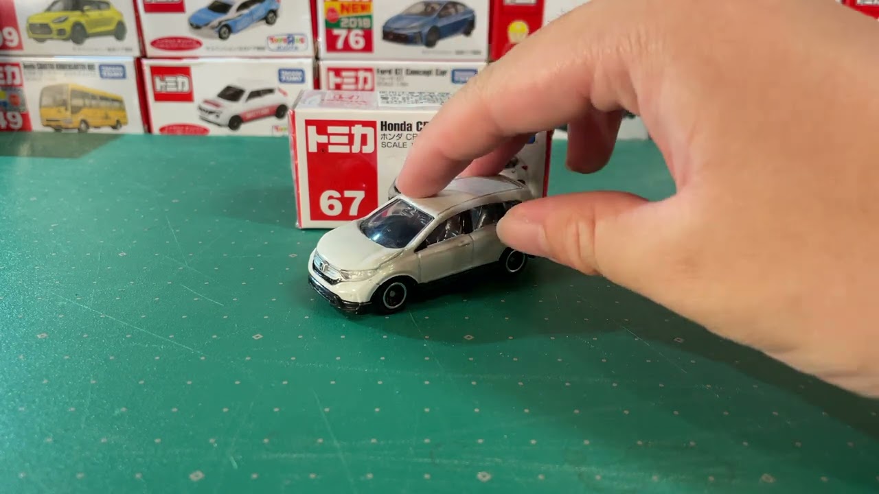 Takara Tomy Tomica 1:66 67 Honda CR-V SUV Metal Diecast Toy Car New in Box