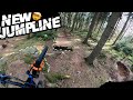 Eigene jumpline im wald mtb paradise