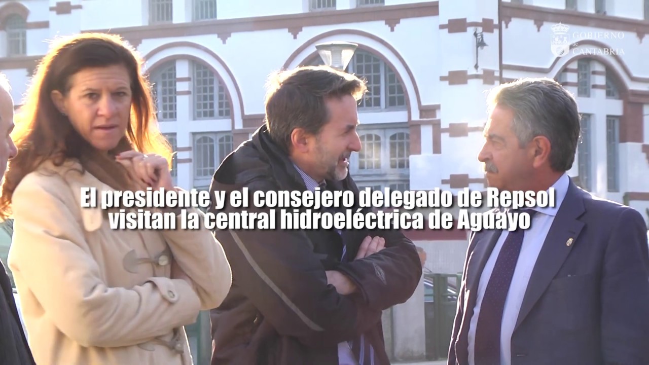 Revilla e Imaz visitan la Central Hidroeléctrica de Aguayo