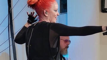 Garbage - Only Happy When It Rains - Live PNC Bank