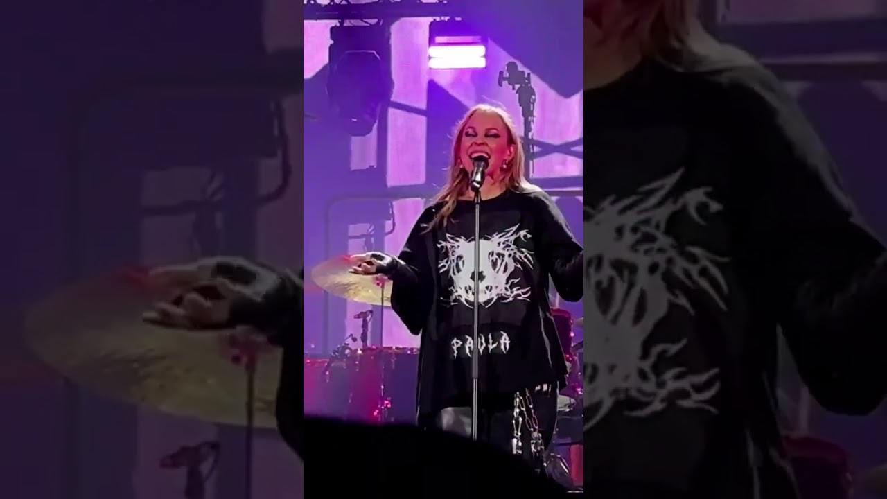 Lapsuus loppuu | PMMP | Koko show | Olympiastadion #pmmp #live #helsinki #iphone