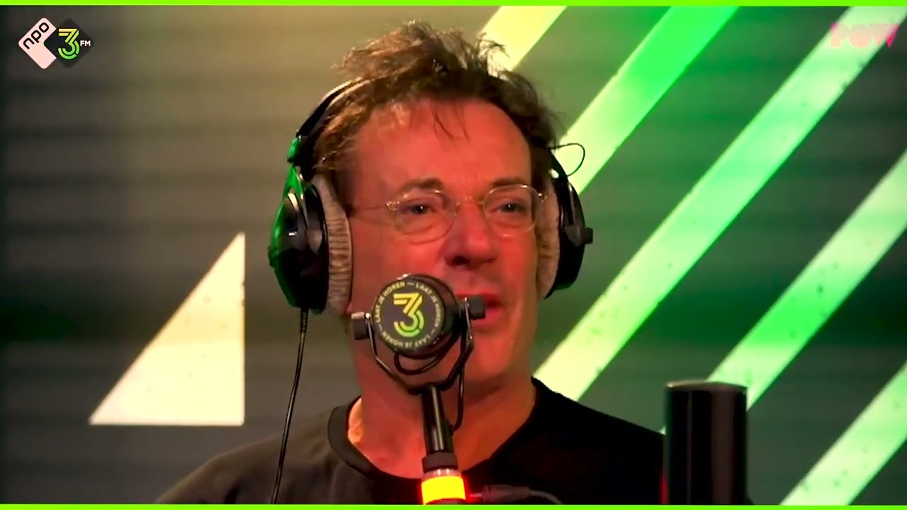 Gerard Joling moet kiezen😂😂