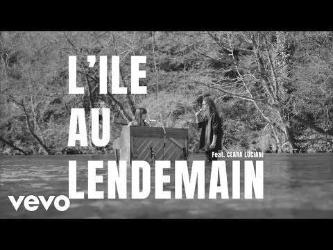 Julien Doré Ft. Clara Luciani - L'Île Au Lendemain