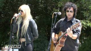 The Pretty Reckless - "Make Me Wanna Die" (Live from KROQ) chords