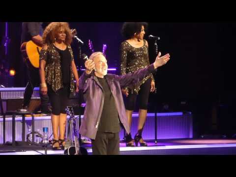"Sweet Caroline & Cracklin Rose" Neil Diamond@Royal Farms Arena Baltimore 6/9/17