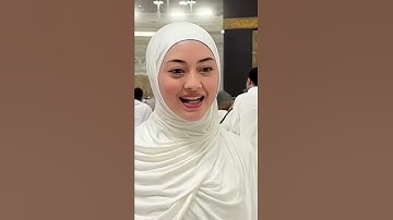 ردة فعلها على القرآن الكريم 😭🫀 #chorts #ردة_فعل #قرآن #راحة_نفسية #تلاوة_خاشعة #مسلم #viral#quran