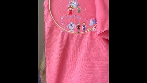 What to do with the excess aida when cross stitching a large design