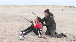 Saartje Vandendriessche Leert Kitesurfen