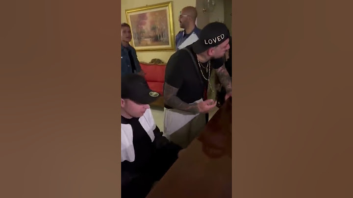 Niko Pandetta -Mentre Canta Viene Arrestato Dai Carabinieri