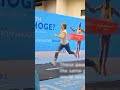 😳 Quand des gens normaux essaient de suivre un marathonien professionnel…
