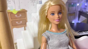 Barbie Made-to-Move Doll