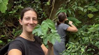 2 Girls, 0 Protection: Amazon Jungle Flower Hike