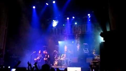 Ties That Bind - Alter Bridge (Glasgow O2 Academy 16.10.10)