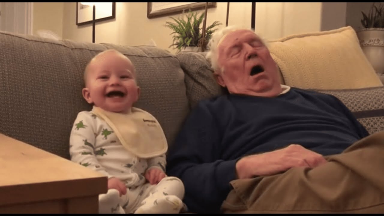 🤣 Попробуйте не засмеяться – Самые смешные моменты с малышами!